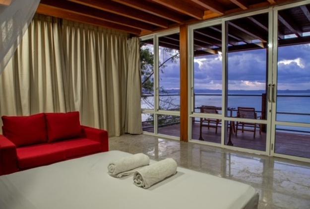 Heaven On The Planet Ekas Exterior photo